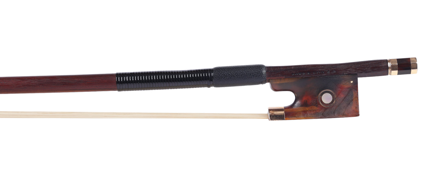 W.E. HILL & SONS gold / tortoise violin bow by Retford 57.7 g.