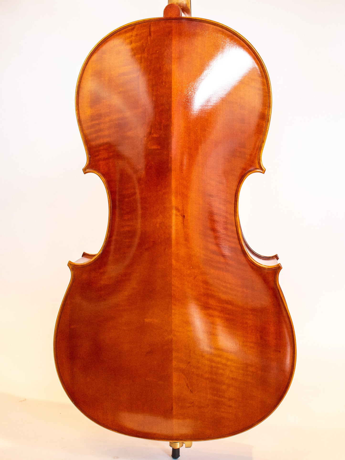 Serafina DX 4/4 cello, fully carved, with free bag, bow, rosin & polish cloth | Metzler Violins