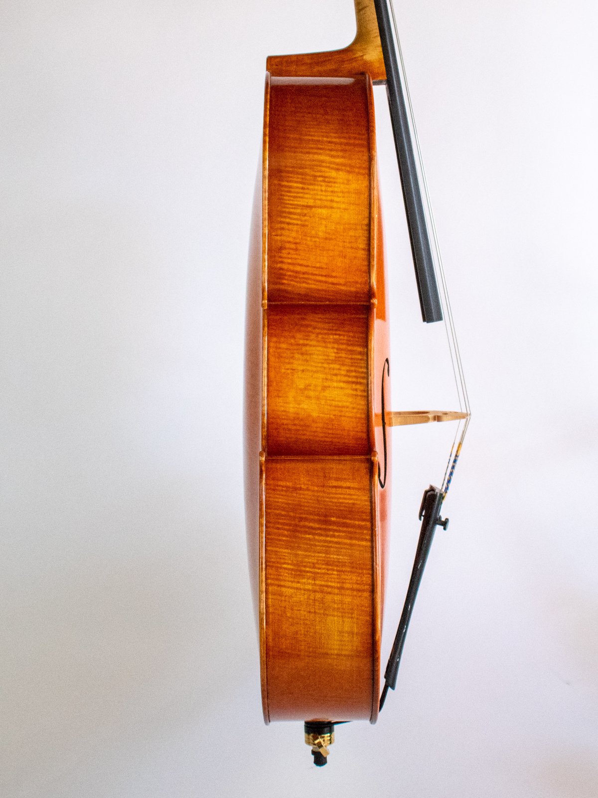 Fine unlabeled 1/4 flamed cello by Great Wall