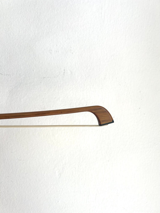 NuBow 4/4 bamboo silver violin bow, USA, 60.2g | Metzler Violins