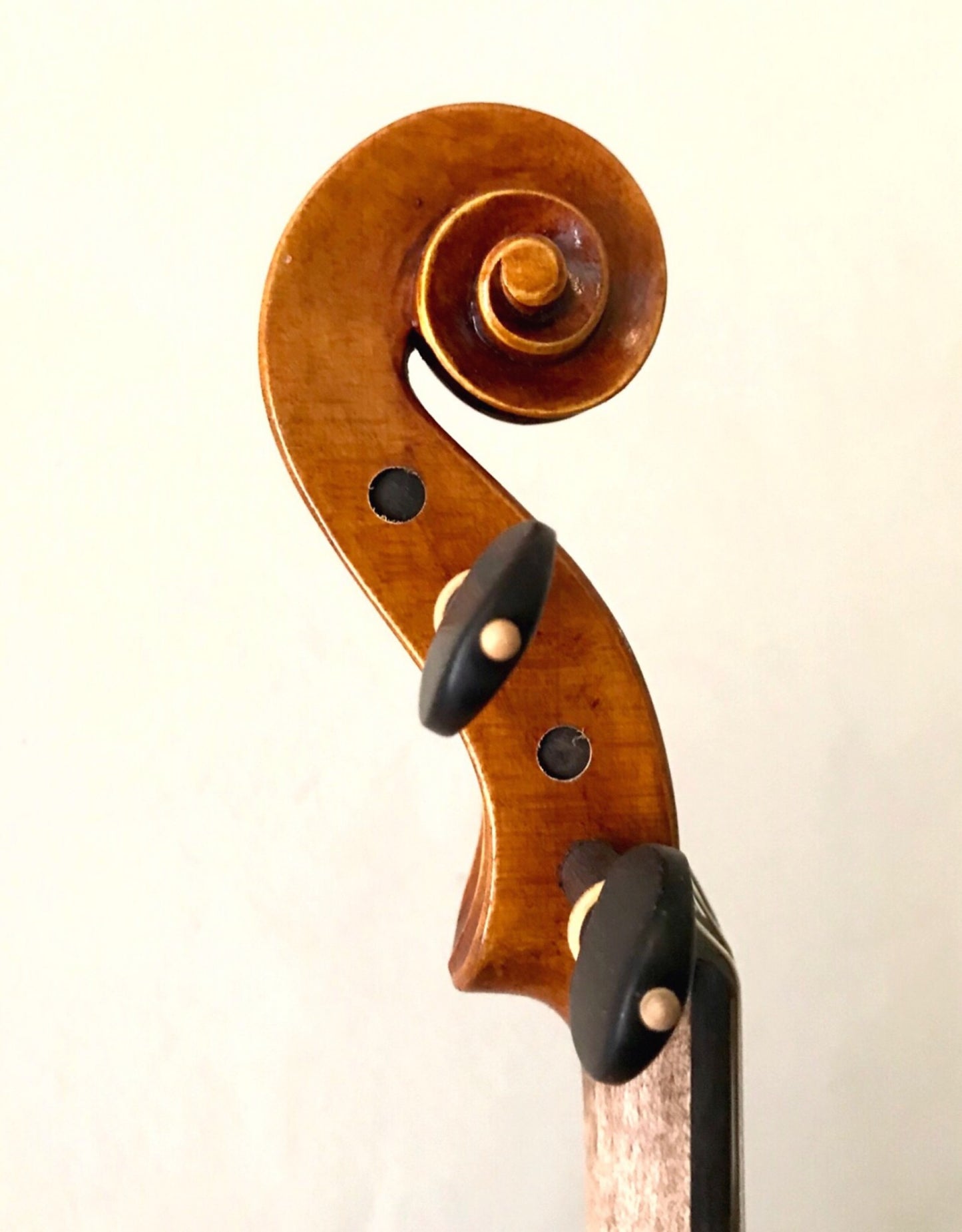 Dimitri Atanassov violin #1901, Cremona