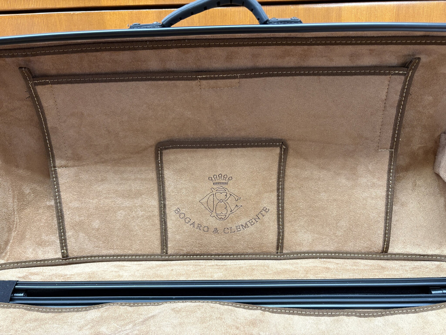 Bogaro & Clemente "Nicole" violin case | Metzler Violins