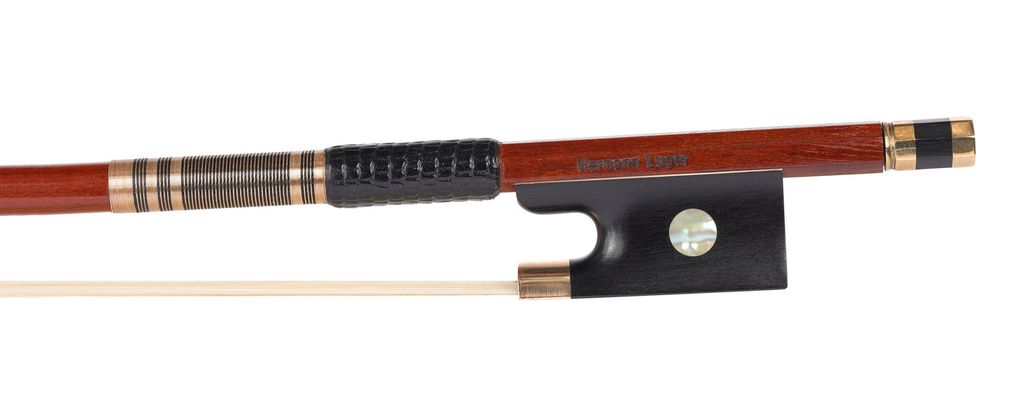 Hermann Luger violin bow, flamed Pernambuco, gold & ebony, 61.1g | Metzler Violins