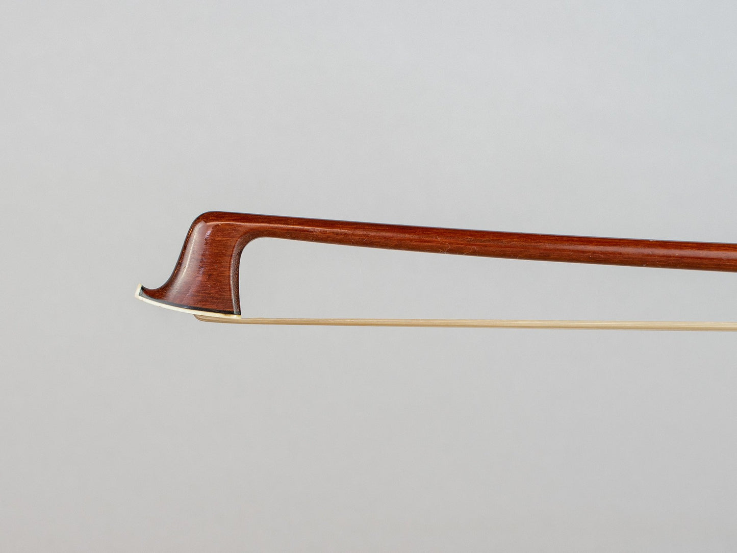 Franz ALBERT NURNBERGER Jr. silver and ebony-mounted silver violin bow, 55.4g circa 1918, GERMANY