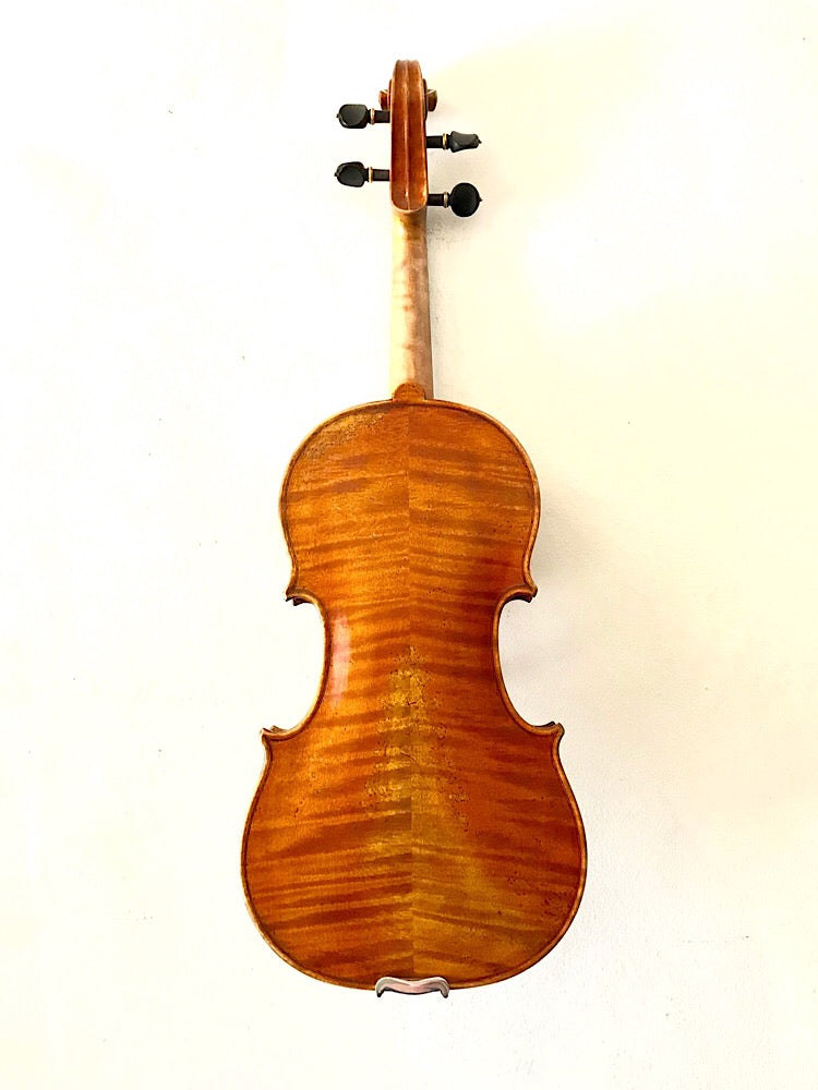 Unlabeled fine antiqued 4/4 violin | Metzler Violins