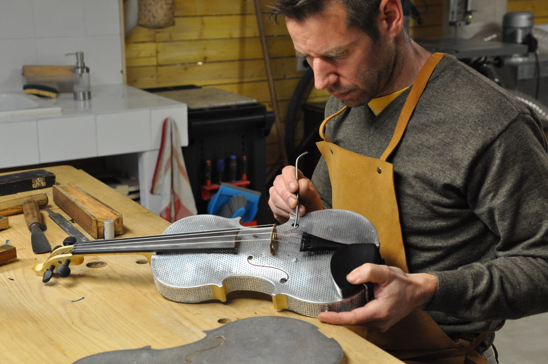 Bodo Vosshenrich 4/4 violin, 2002 No. 10, FRANCE
