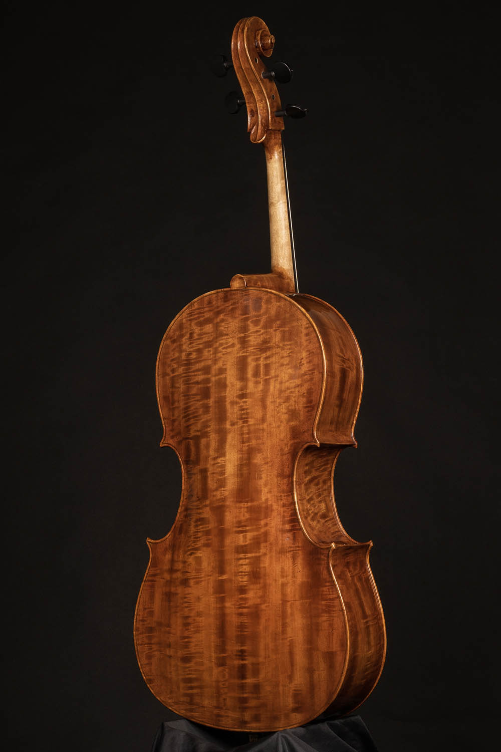 Paolo Vettori cello, 2023, highly figured poplar, Florence | Metzler Violins
