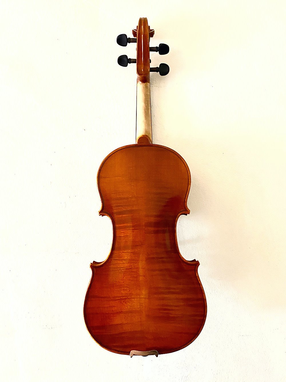 Serafina DX 4/4 violin with free case, bow, rosin & polish cloth