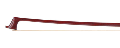 Unbranded pernambuco violin bow, silver-mounted, 63.1g., possibly from the Siefried workshop
