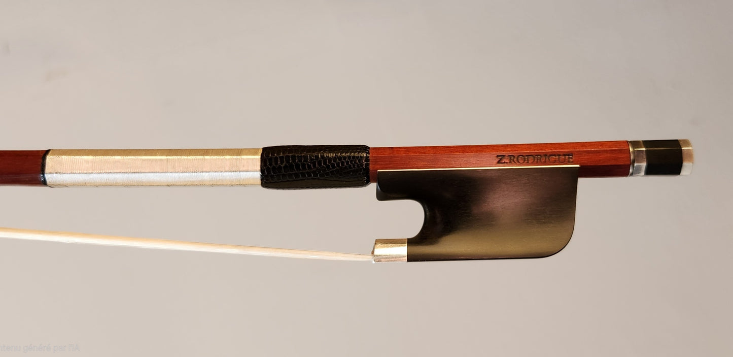 Zacharie Rodrigue viola bow, silver / Pernambuco, 69.4g, Montreal | Metzler Violins