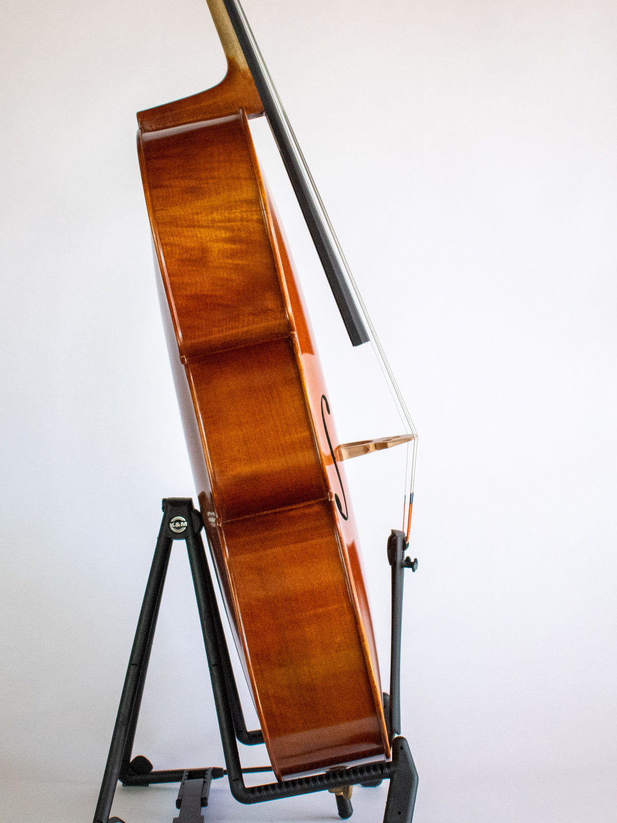 Serafina DX 1/2 cello, fully carved, with free bag, bow, rosin & polish cloth