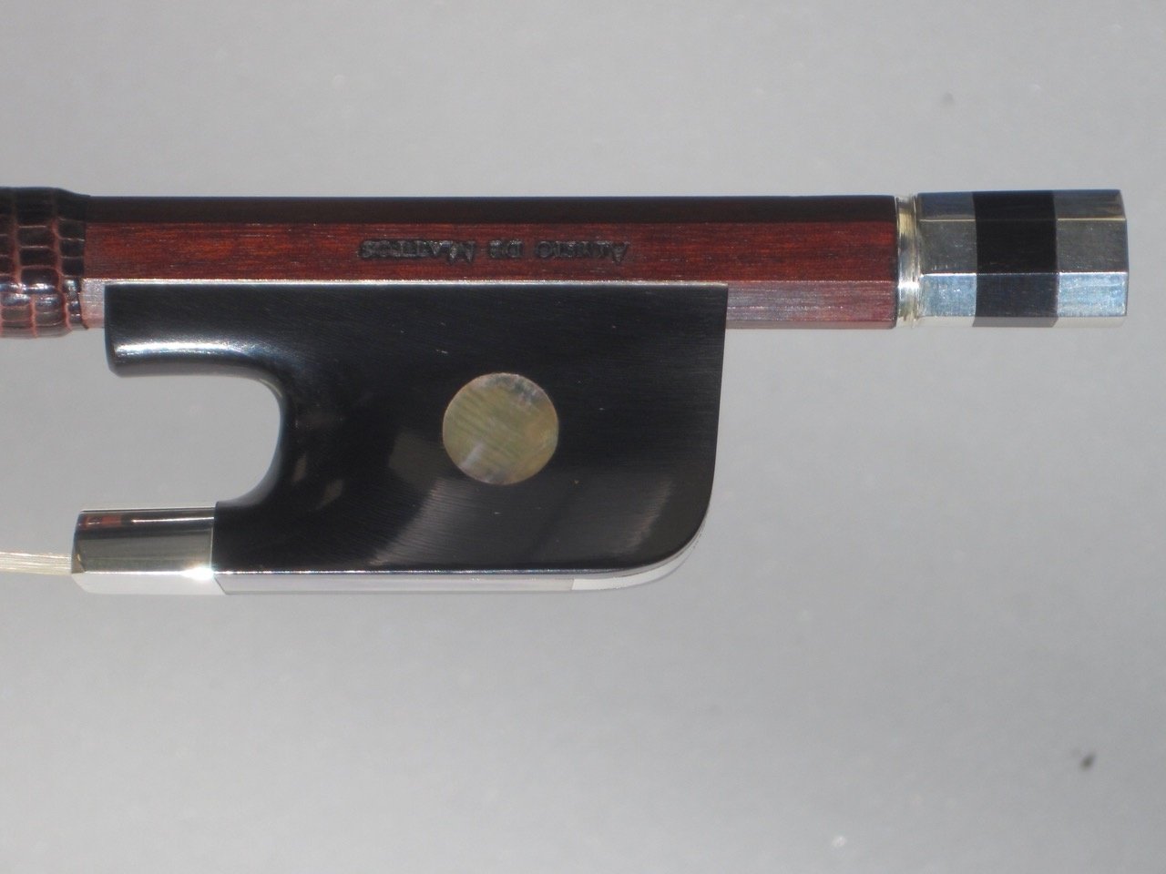 ALYSIO De MATTOS cello bow, Pernambuco / Horn / Silver, (round heel), Rio / Paris, BRAZIL, 82.6g