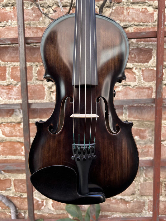 REALIST electric 5-string Pro E-Series violin feat. Instant Active with BLACK finish, Wittner pegs & case