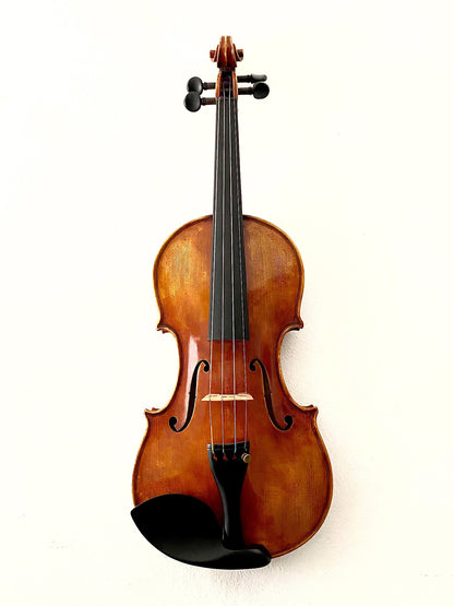 Revelle Model 700 4/4 violin, antique-style, 1-piece back