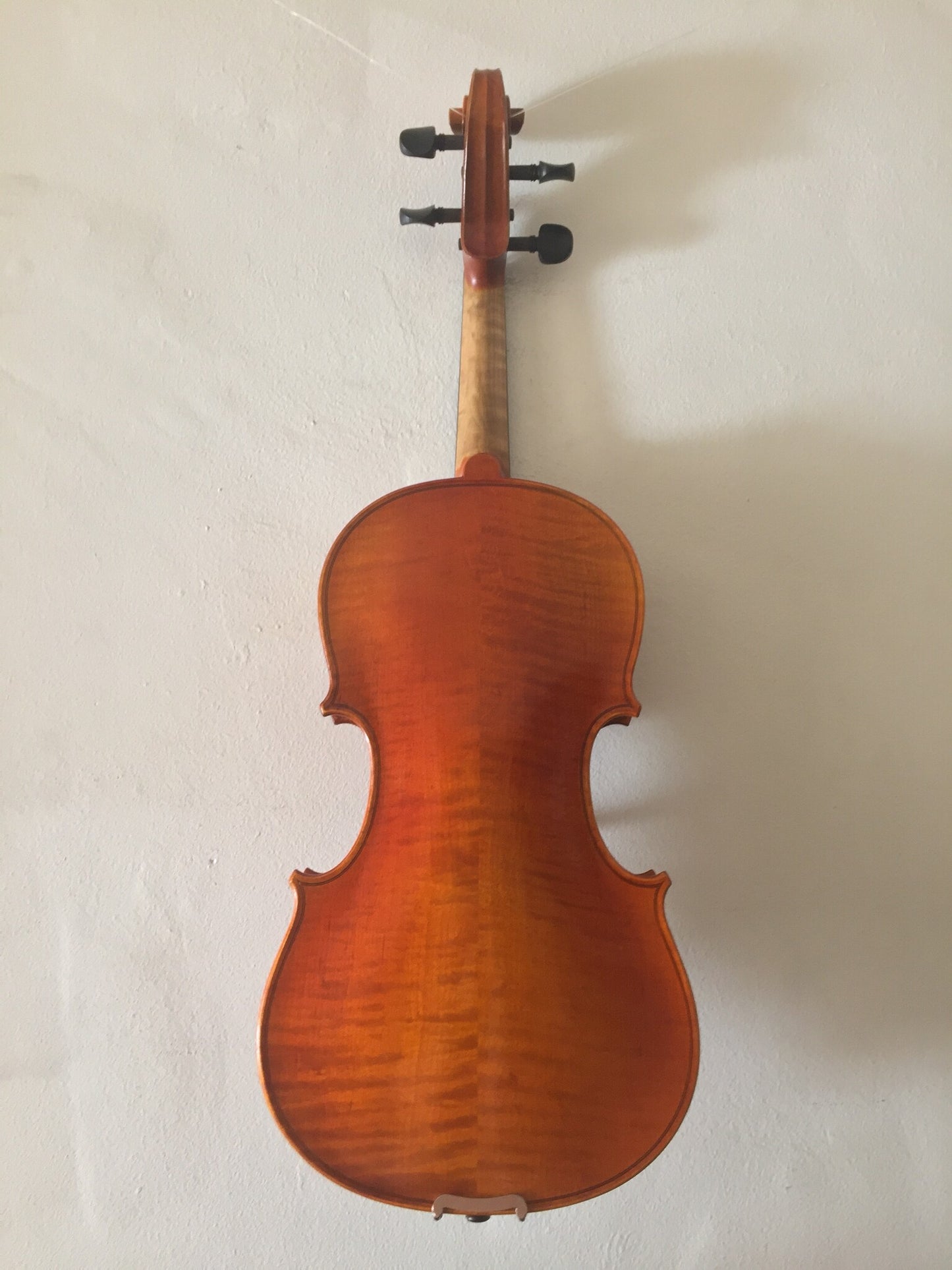 Serafina DX 16" viola outfit, with free case, bow, rosin & polish cloth | Metzler Violins