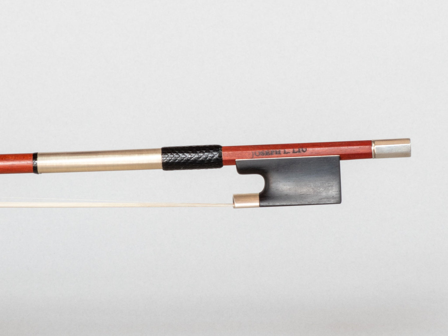 JOSEPH L. LIU silver Tubbs model violin bow, Kansas City, USA, 63.0g