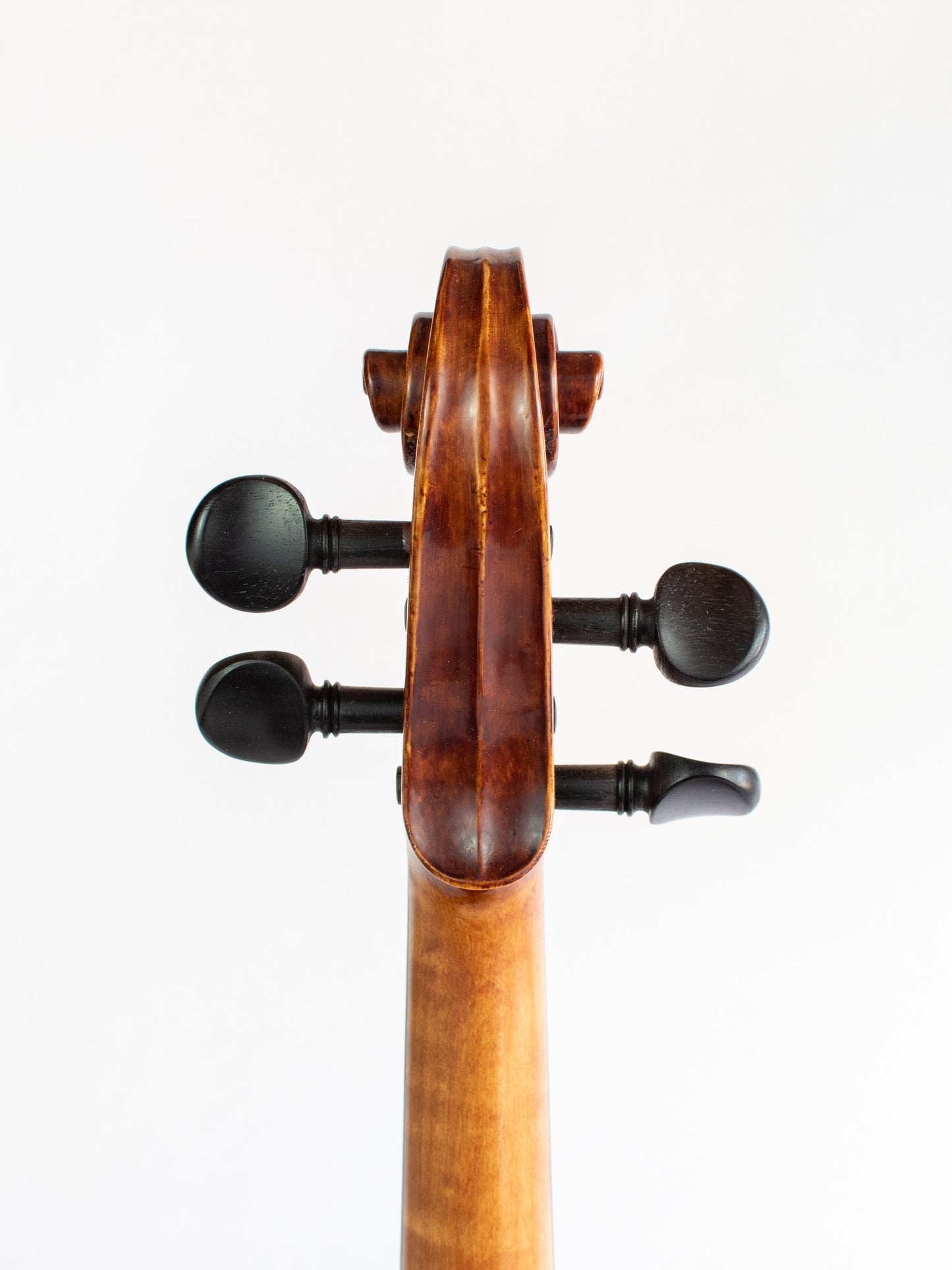 Revelle Model 600 4/4 violin, antique-style | Metzler Violins