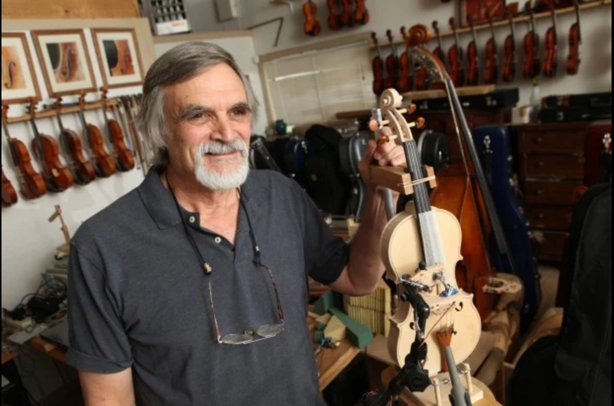 Jeffrey Robinson 16 7/8" viola, 1983, Maggini model, Salt Lake City, USA
